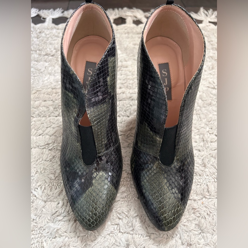 SJP by Sarah Jessica Parker Green Snakeskin Ankle Boots